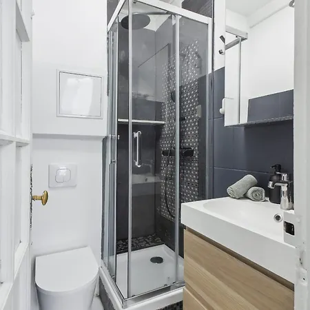 Le Marais 1br Cozy *